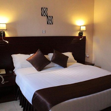 Dereva Hotel Rwamagana Екстер'єр фото