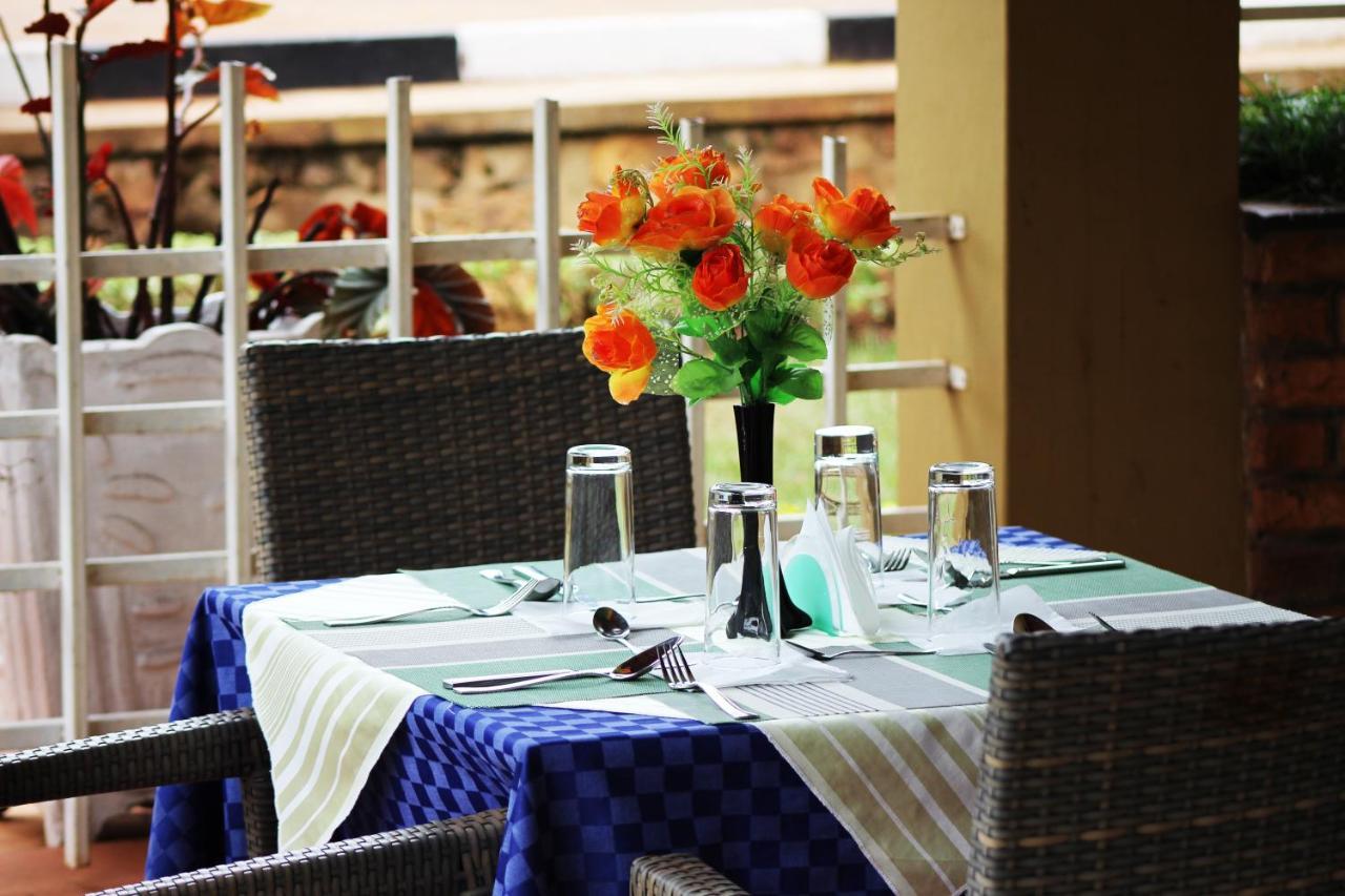 Dereva Hotel Rwamagana Екстер'єр фото