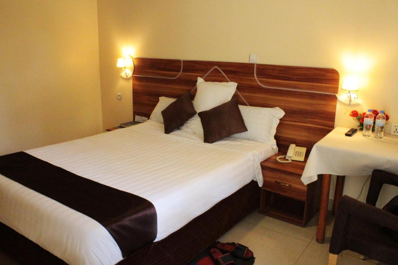 Dereva Hotel Rwamagana Екстер'єр фото