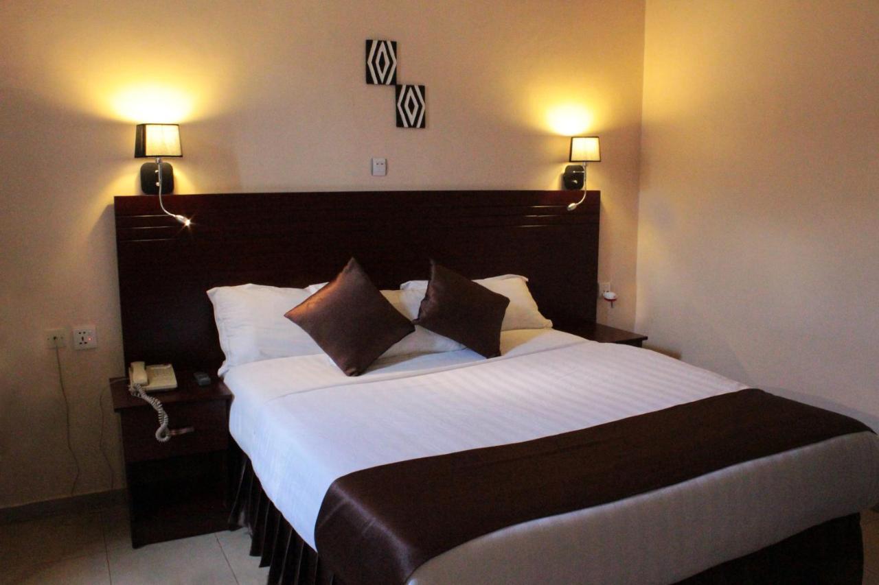 Dereva Hotel Rwamagana Екстер'єр фото