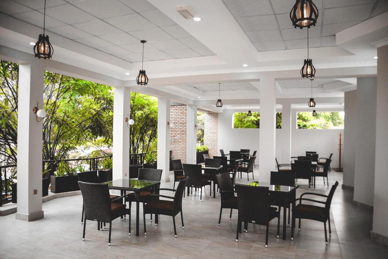 Dereva Hotel Rwamagana Екстер'єр фото