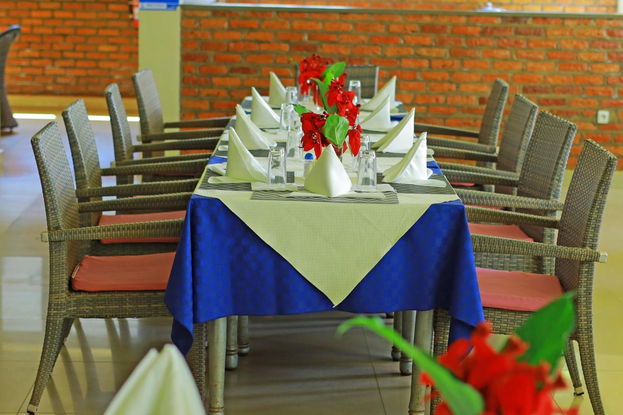 Dereva Hotel Rwamagana Екстер'єр фото